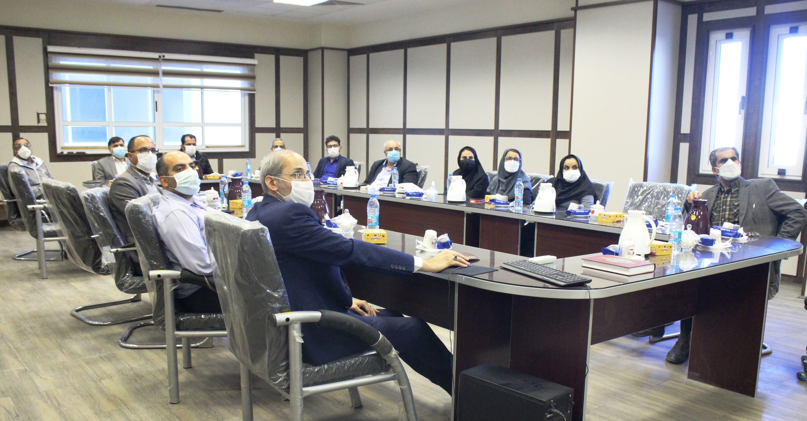 جلسه بررسی شاخص های پژوهش و فناوری