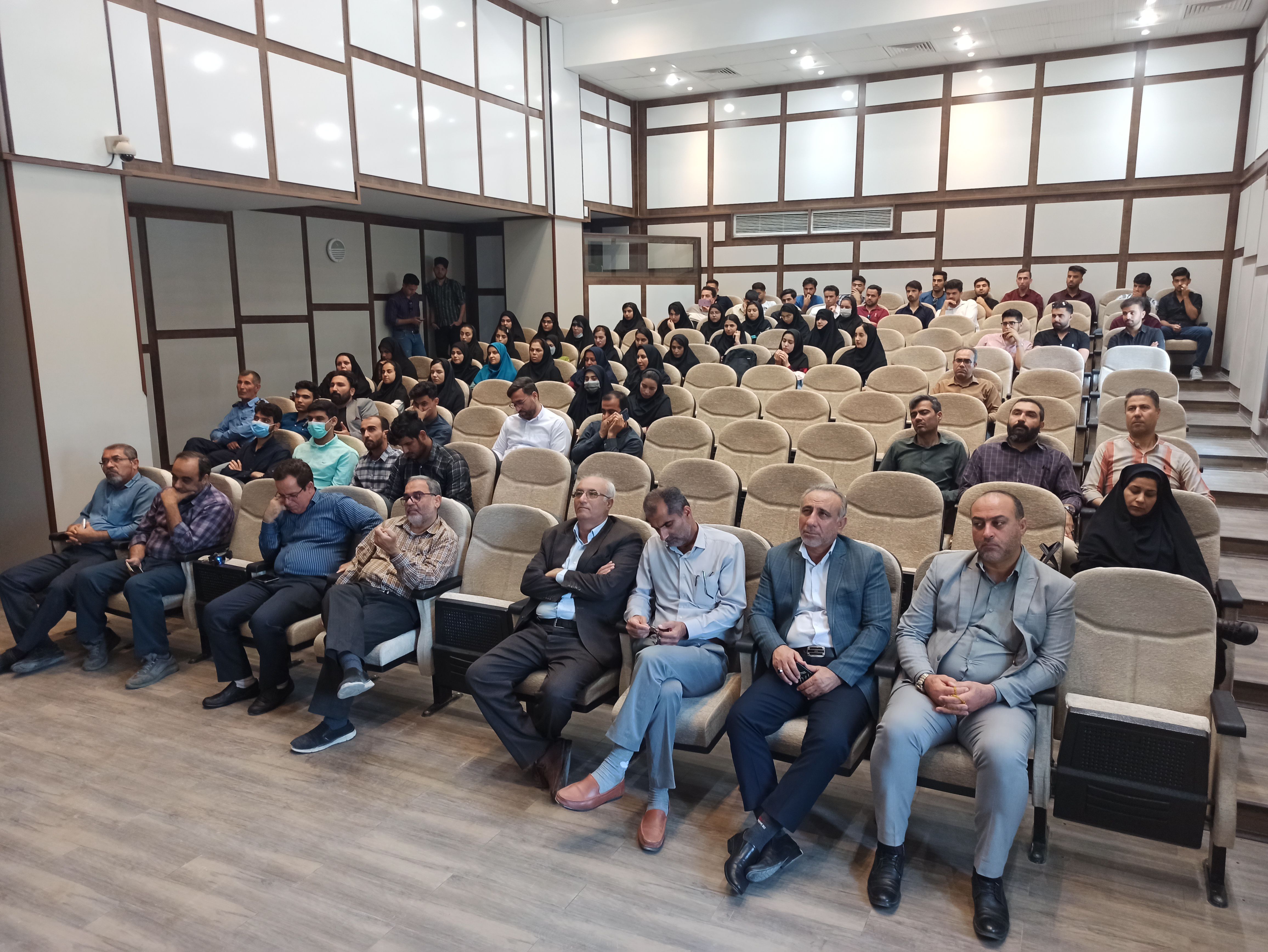 پرسش و پاسخ 1402